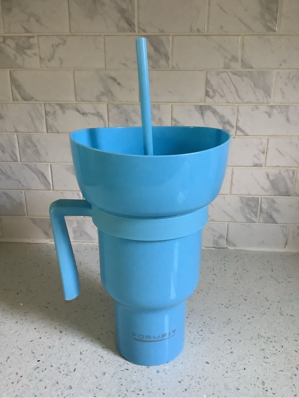 Formfit Light Blue 2-in-1 Snack & Drink Tumbler Cup with Straw Attachment